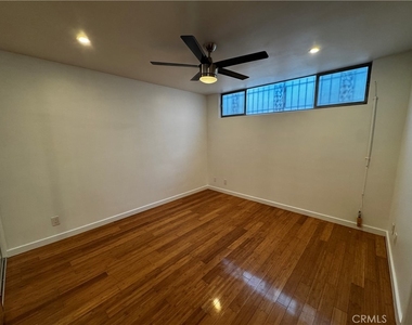 410 S Commonwealth - Photo Thumbnail 12