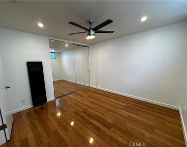 410 S Commonwealth - Photo Thumbnail 13