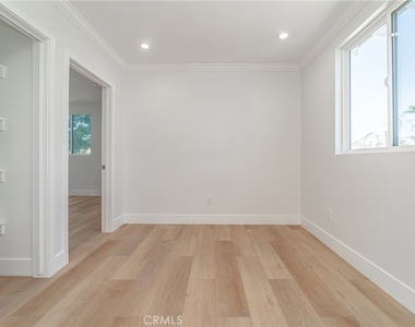 13128 Putnam Street - Photo Thumbnail 23