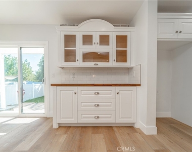 13128 Putnam Street - Photo Thumbnail 13