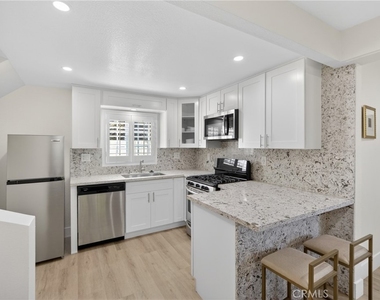 5929 Weaver Lane - Photo Thumbnail 34