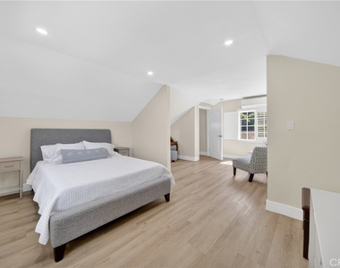 5929 Weaver Lane - Photo Thumbnail 18