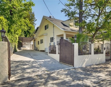 5929 Weaver Lane - Photo Thumbnail 1