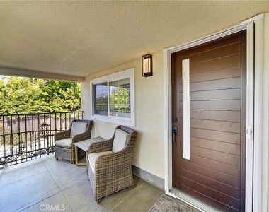 5929 Weaver Lane - Photo Thumbnail 3