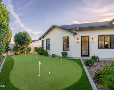4017 N 49th Place - Photo Thumbnail 31