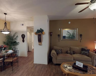 16682 N West Point Parkway - Photo Thumbnail 2