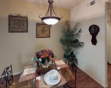 16682 N West Point Parkway - Photo Thumbnail 3