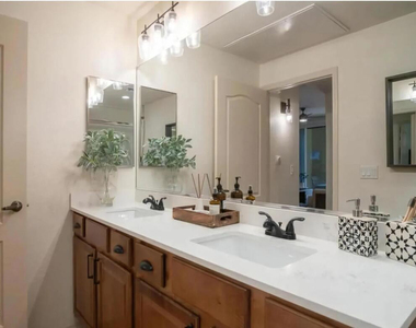 9393 E Palo Brea Bend - Photo Thumbnail 5