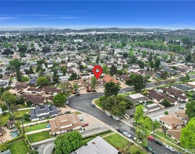 2644 Sycamore - Photo Thumbnail 34