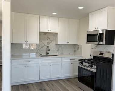 9966 Locust Avenue - Photo Thumbnail 14