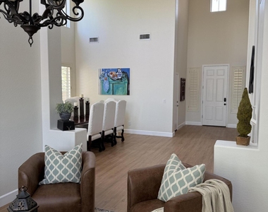 3749 W Whitehawk Court - Photo Thumbnail 16