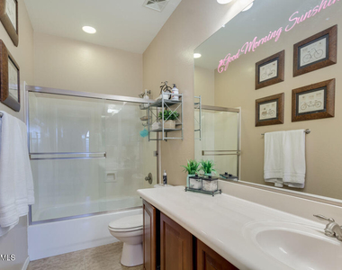 3749 W Whitehawk Court - Photo Thumbnail 24