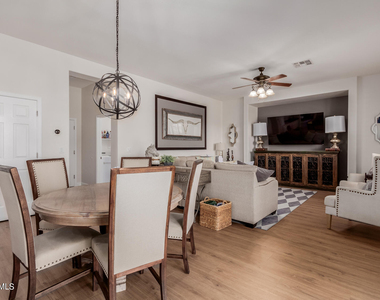 3749 W Whitehawk Court - Photo Thumbnail 11