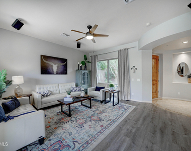 11420 N 141st Street - Photo Thumbnail 8