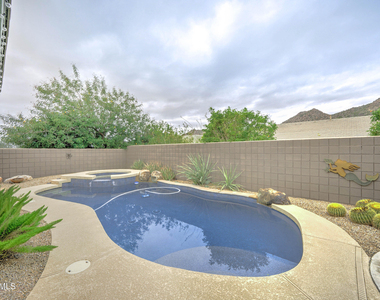 11420 N 141st Street - Photo Thumbnail 32