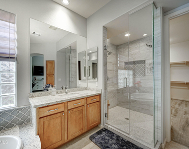 11420 N 141st Street - Photo Thumbnail 27