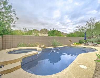 11420 N 141st Street - Photo Thumbnail 33
