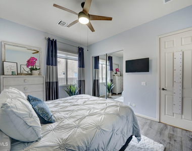 11420 N 141st Street - Photo Thumbnail 22