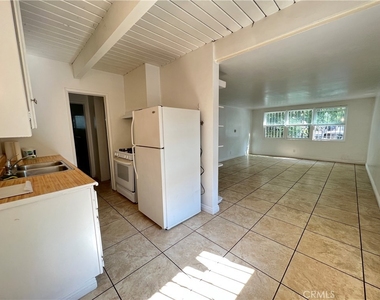11515 Bradson Place - Photo Thumbnail 8