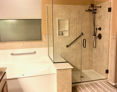 17210 W Elm Street - Photo Thumbnail 30