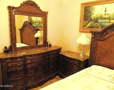 17210 W Elm Street - Photo Thumbnail 19