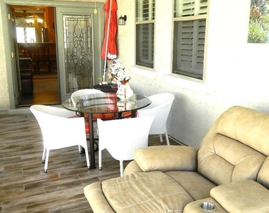 17210 W Elm Street - Photo Thumbnail 6