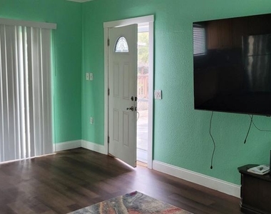 1181 Danville - Photo Thumbnail 2