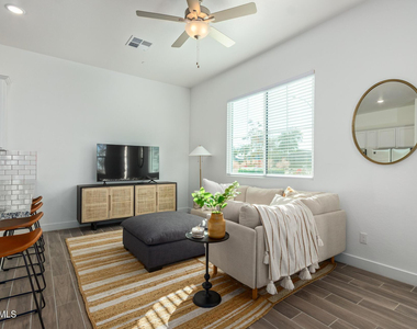 3230 E Thomas Road - Photo Thumbnail 4