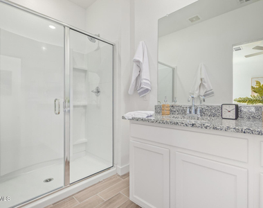 3230 E Thomas Road - Photo Thumbnail 16