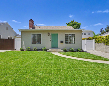 5119 Enfield Avenue - Photo Thumbnail 36