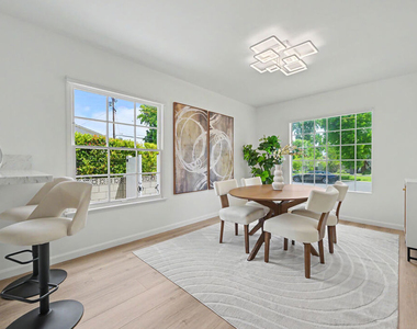 5119 Enfield Avenue - Photo Thumbnail 5
