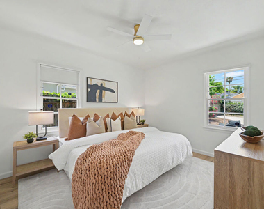 5119 Enfield Avenue - Photo Thumbnail 17