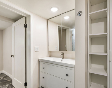 937 N Beverly Glen Boulevard - Photo Thumbnail 14