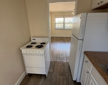 4055 Hamilton Street - Photo Thumbnail 8