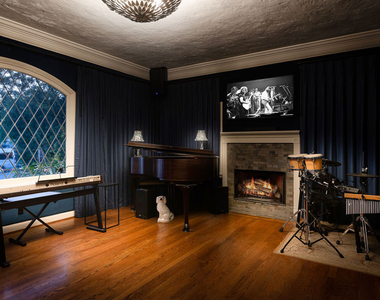427 12th Street - Photo Thumbnail 7