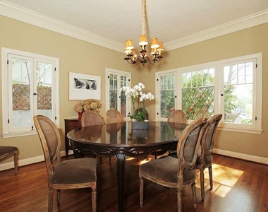 427 12th Street - Photo Thumbnail 9