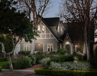 427 12th Street - Photo Thumbnail 31