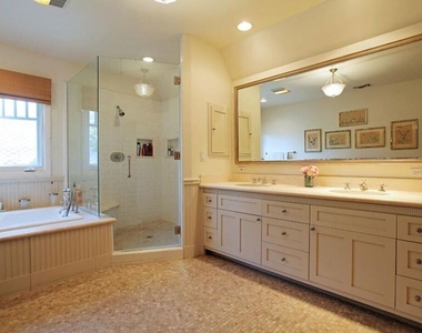 427 12th Street - Photo Thumbnail 21