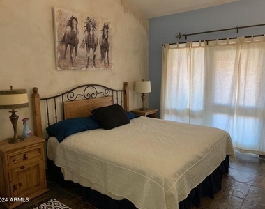 7745 N Via Camello Del Sur Street - Photo Thumbnail 18