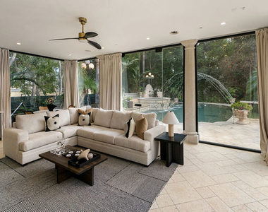 1021 N Crescent Drive - Photo Thumbnail 35