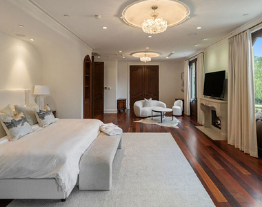 1021 N Crescent Drive - Photo Thumbnail 22