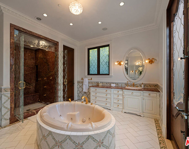 1021 N Crescent Drive - Photo Thumbnail 27