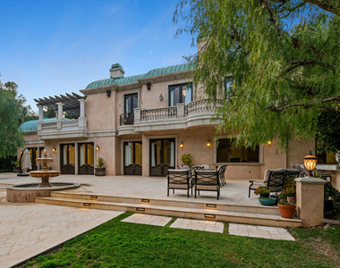 1021 N Crescent Drive - Photo Thumbnail 48