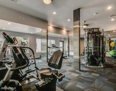 1311 W Baseline Road - Photo Thumbnail 8