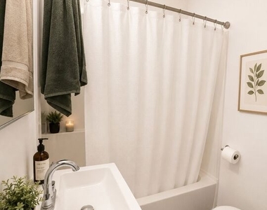 2666 Orchard Avenue - Photo Thumbnail 5