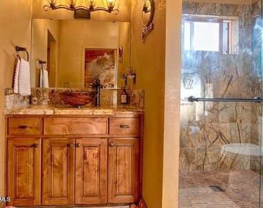 5038 Sweeping Vista Drive - Photo Thumbnail 11