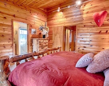 5038 Sweeping Vista Drive - Photo Thumbnail 6