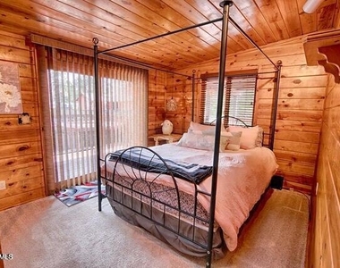 5038 Sweeping Vista Drive - Photo Thumbnail 10