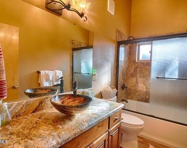 5038 Sweeping Vista Drive - Photo Thumbnail 12