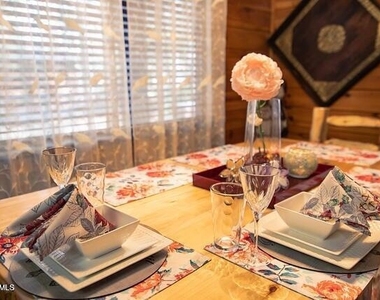 5038 Sweeping Vista Drive - Photo Thumbnail 16